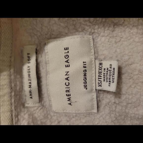 American Eagle Outfitters XS Cream & tan camouflage sweatshirt - Picture 3 of 5
